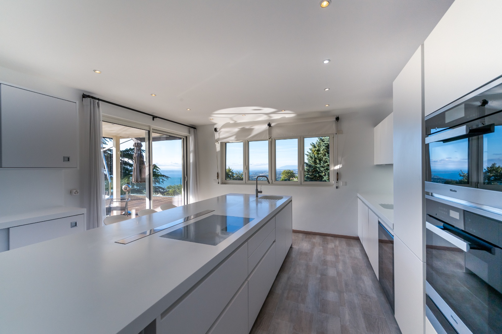 Luxury Bougy Villars 001