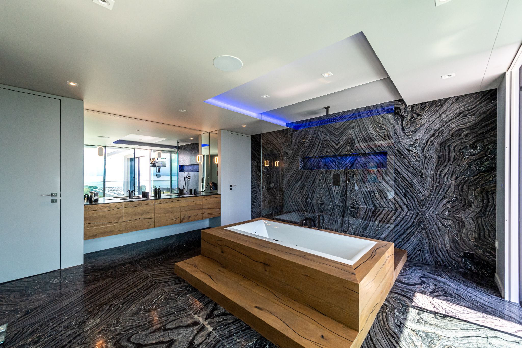 Luxury Places Dully 008