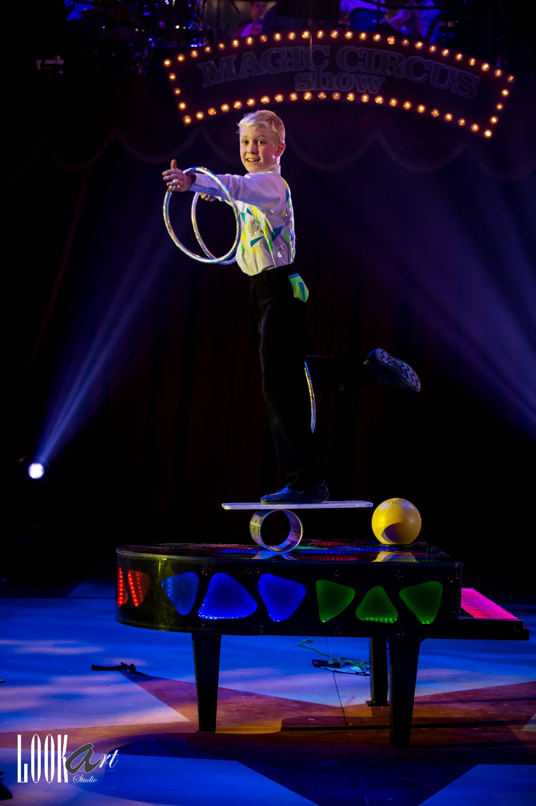 Magic Circus Show 24