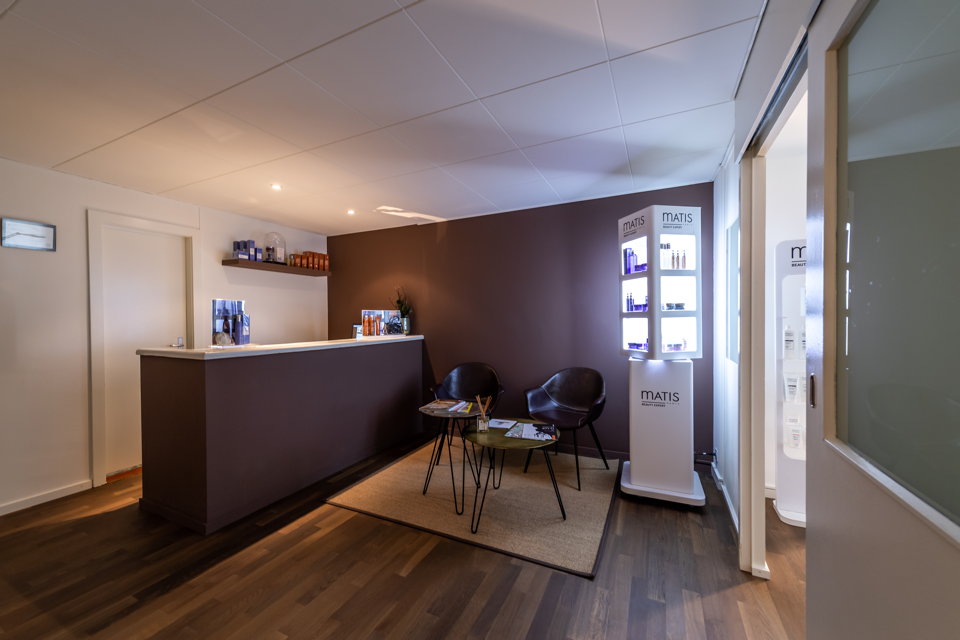 Institut 010