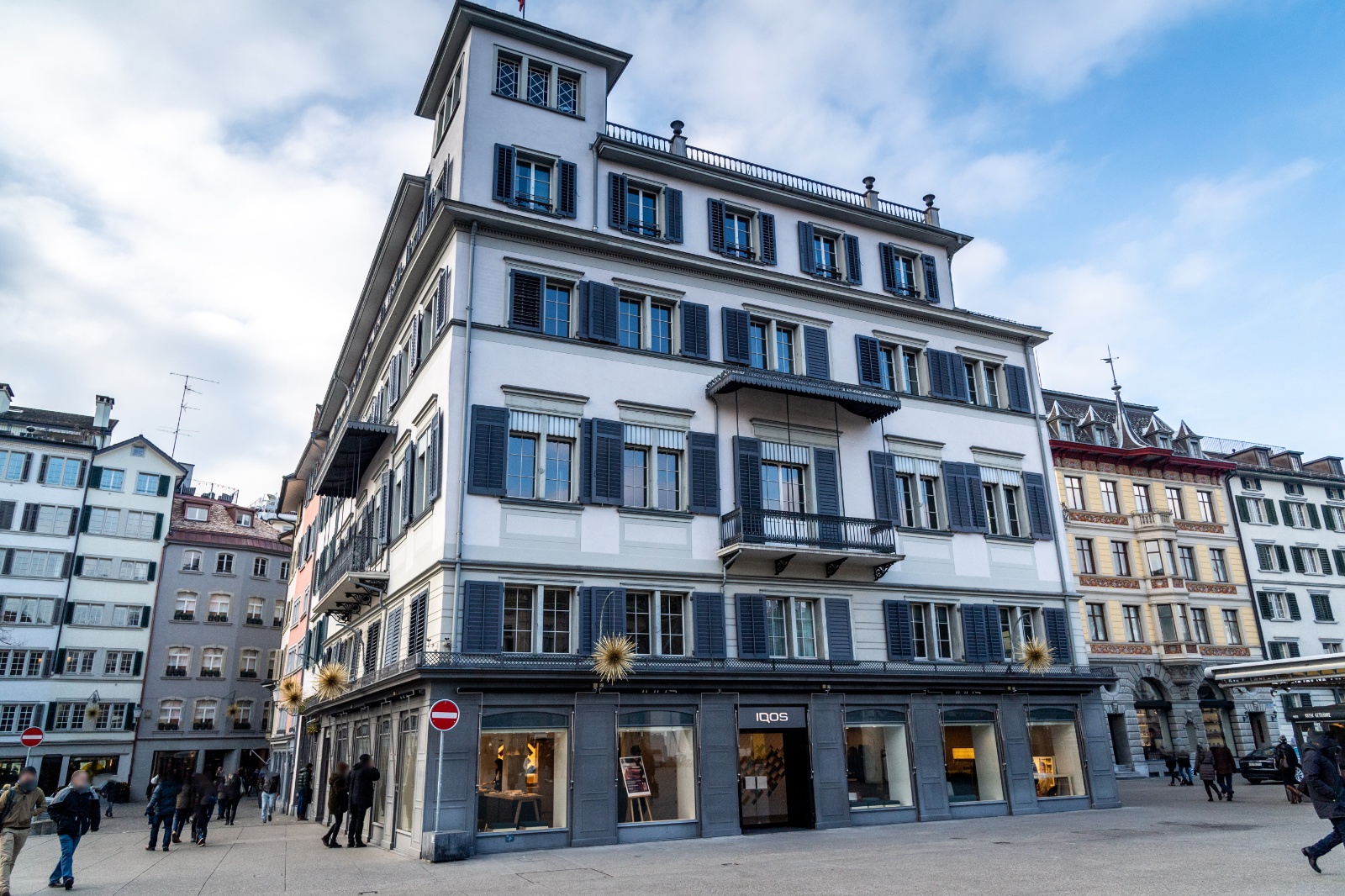 IQOS Zurich 15 12 18 138